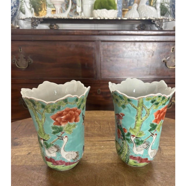 Chinoiserie Twentieth Century Famille Rose Chinese Export Heavily Enameled Turquoise Scalloped Vases, a Pair For Sale - Image 3 of 7