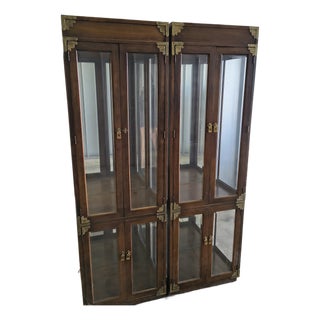 Vintage Thomasville Lighted Curio Cabinets, A Pair For Sale