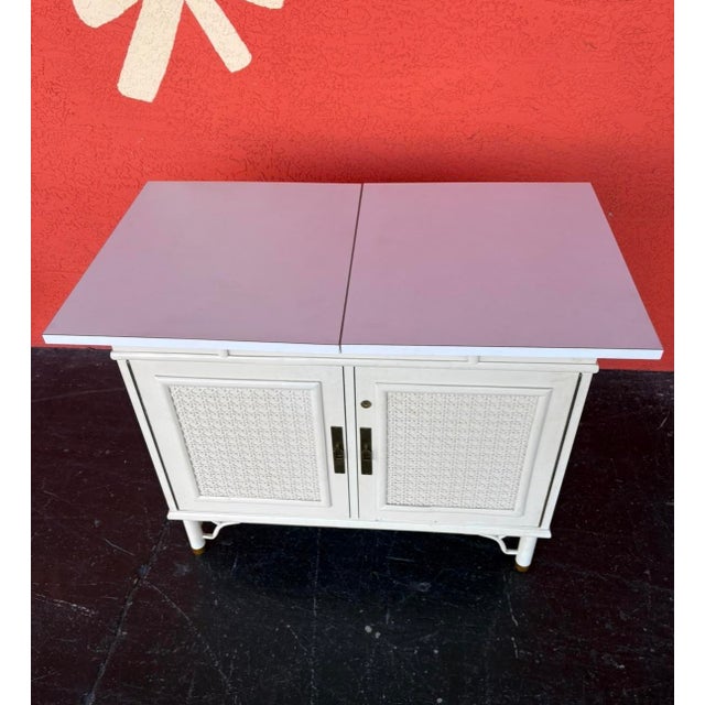 Late 20th Century Hollywood Regency Expandable Server Attr to Ficks Reed For Sale - Image 5 of 16