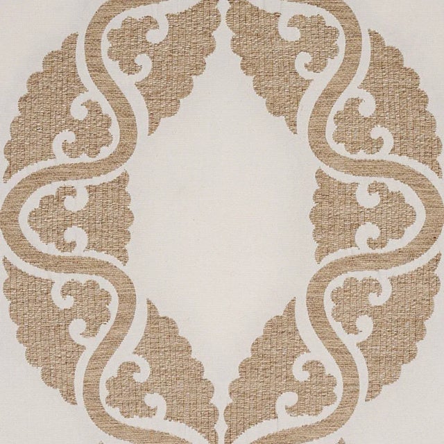 Contemporary Sample - Schumacher Siljan Fabric in Ivory For Sale - Image 3 of 4