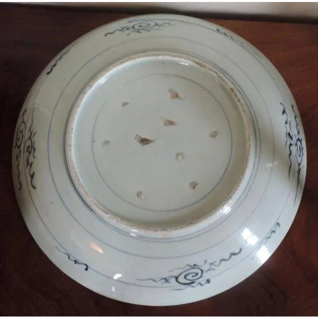 18th Century Blue & White Chinese Porcelain Charger Platter For Sale - Image 9 of 10