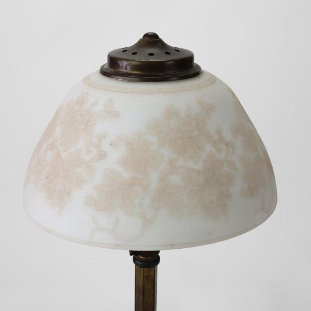 1920s Antique Pittsburg Table Lamp With Floral Acid Etched Glass Shade C1920 For Sale - Image 5 of 7
