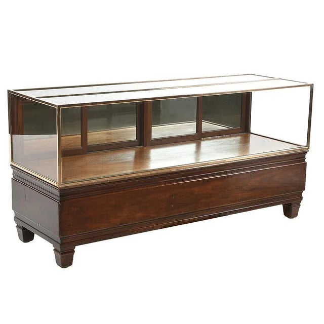 Wood English Display Case, 1920s For Sale - Image 7 of 7