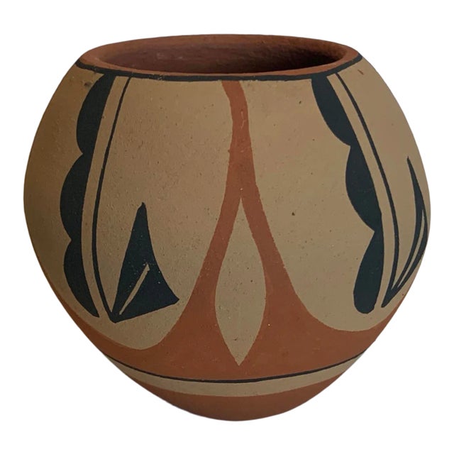 1980s Signed Southwest Pottery Vase For Sale