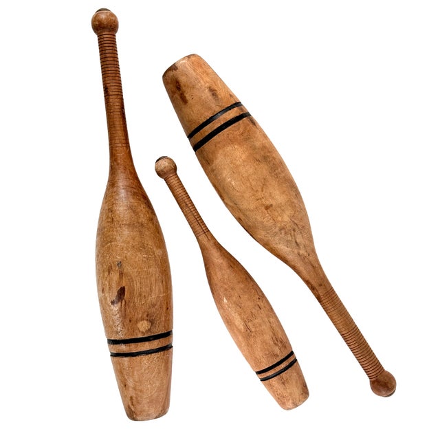 Antique Late 1800s Set of 3 Wood Indian Clubs Exercise Juggling Pins With Brass Capped Tips For Sale In Philadelphia - Image 6 of 10