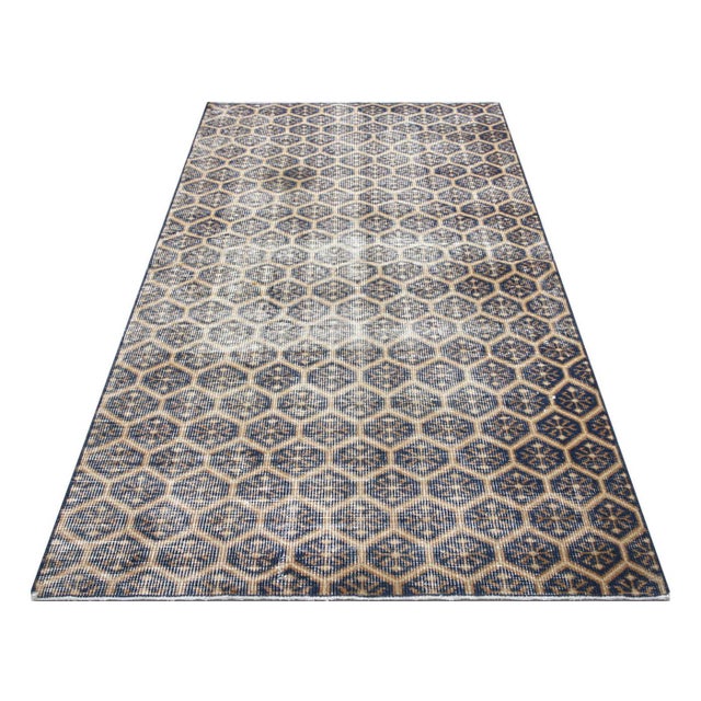 1960s 1960s Turkish Mid-Century-Modern Rug For Sale - Image 5 of 5