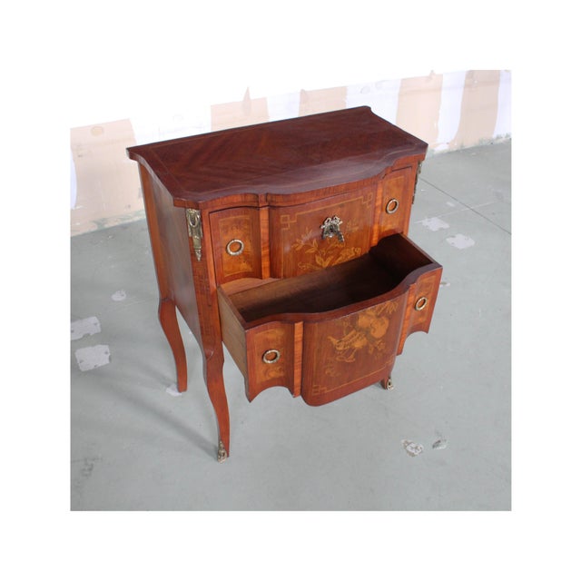 French Chest of Drawers in Wood For Sale - Image 15 of 15