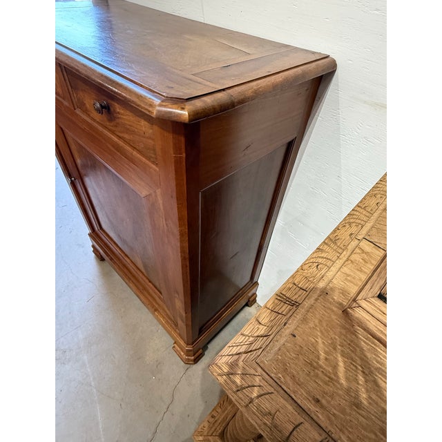 Sienna 19th Century French Louis Philippe Solid Walnut Cabinet / Buffet For Sale - Image 8 of 12