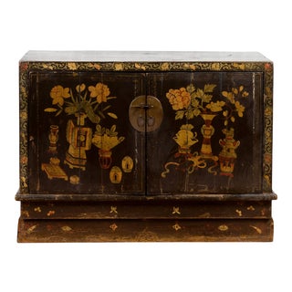 Chinese 19th Century Dark Brown Lacquered Sideboard with Hand Painted Motifs For Sale