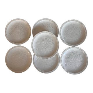 Set of 7 Vintage Syracuse Shelled Floral Plates For Sale