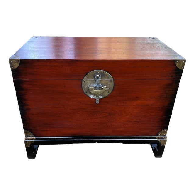 1970s Asian Inspired Cedar Lined Storage Trunk Side Table or Coffee Table For Sale