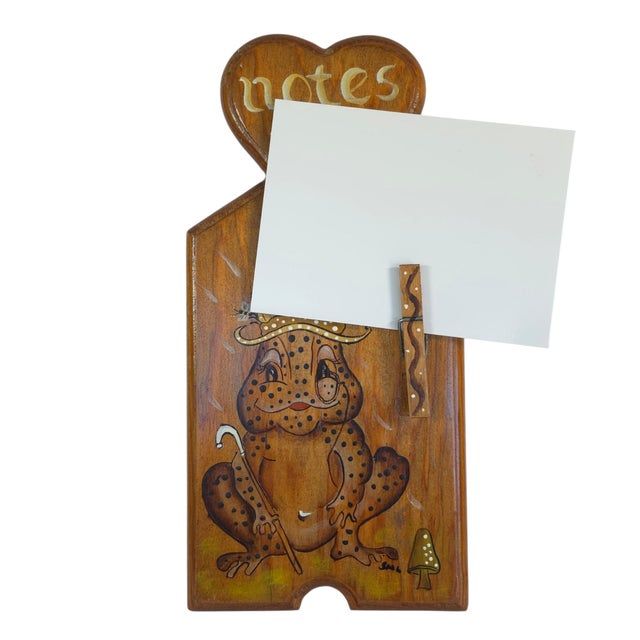 Brown Vintage Wooden Frog Wall Plaque Note Holder Hand Painted Folk Art For Sale - Image 8 of 12