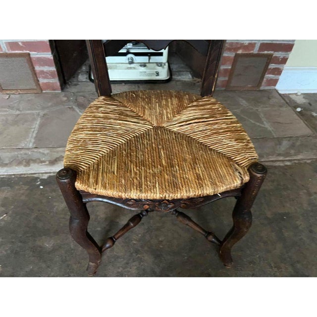 French Provincial 19th Century Pair of Antique French Provincial Style Oak Rush Seat Side Chairs For Sale - Image 3 of 10