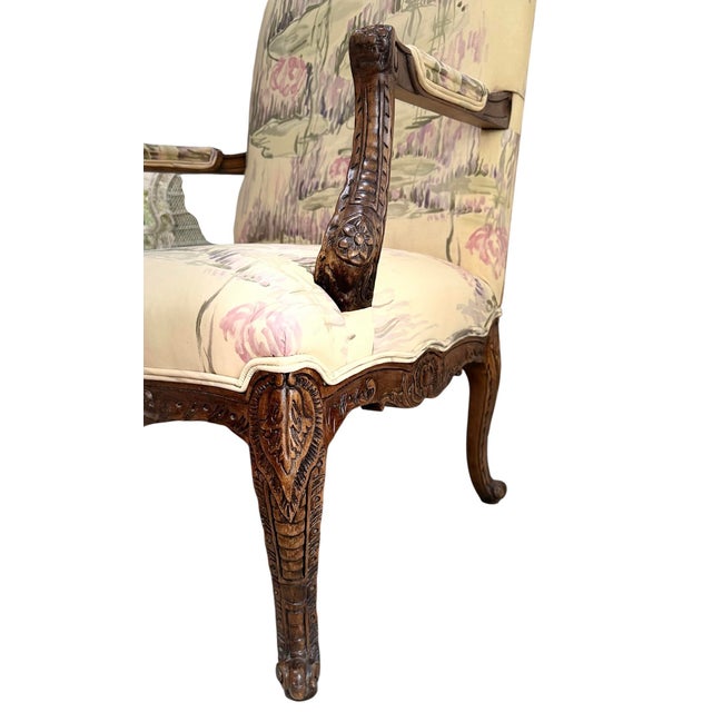 Late 20th Century Pair of French Louis XV Style Carved Accent Chairs Pastel Watercolor Print For Sale - Image 4 of 10