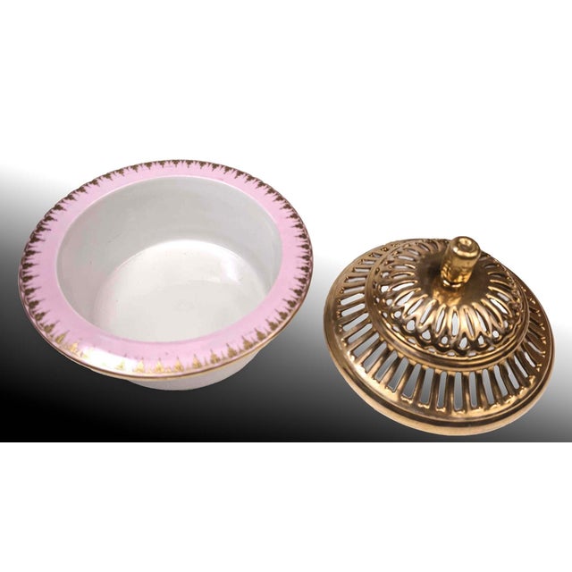Antique 19th Century Royal Vienna Porcelain Potpourri Urns- Set of 2 For Sale - Image 12 of 13