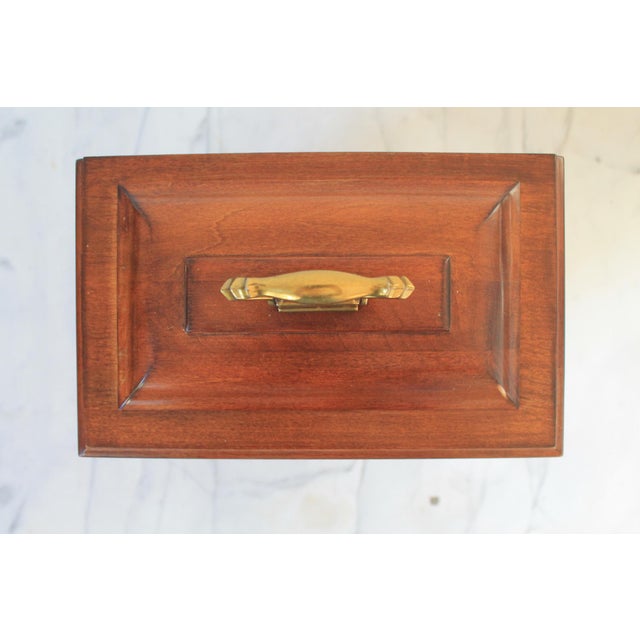 Brown 20th Century Howard Miller Mantle Clock For Sale - Image 8 of 13