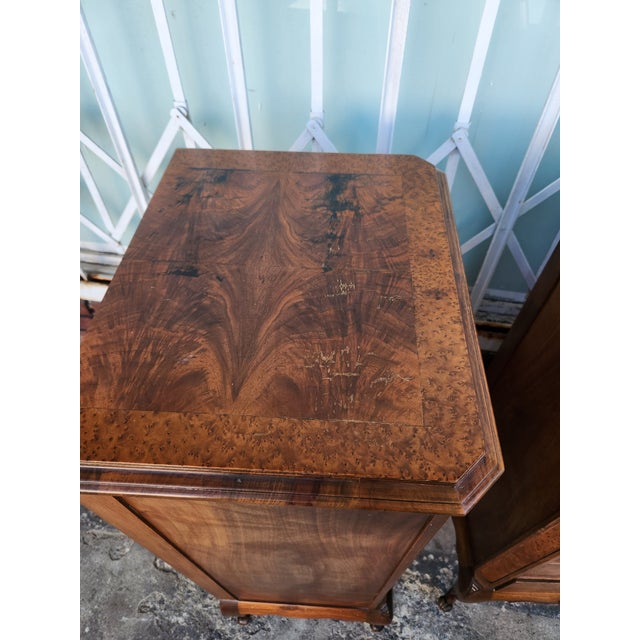 1950s Pair of Tall Chests Drawers For Sale In Los Angeles - Image 6 of 7