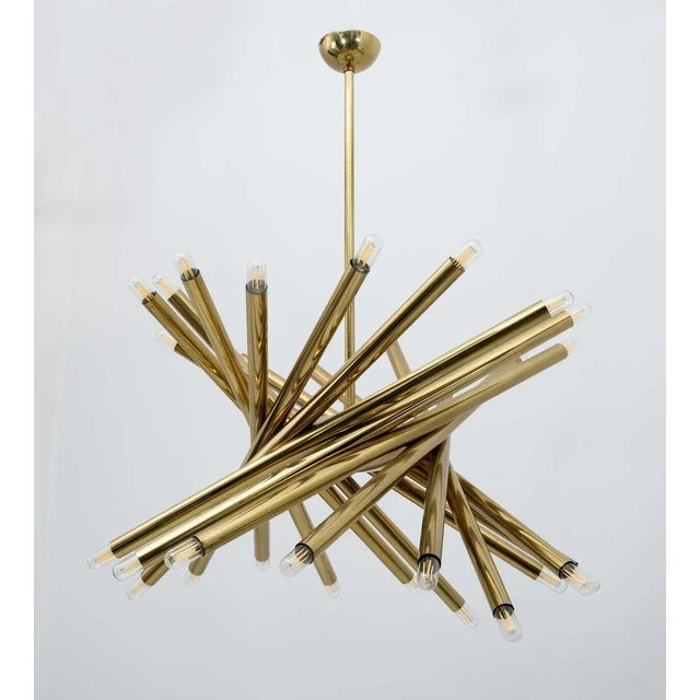 Gold Mid-Century Modern Italian 30-Light Chandelier in Brass from Stilnovo, 1960 For Sale - Image 8 of 8