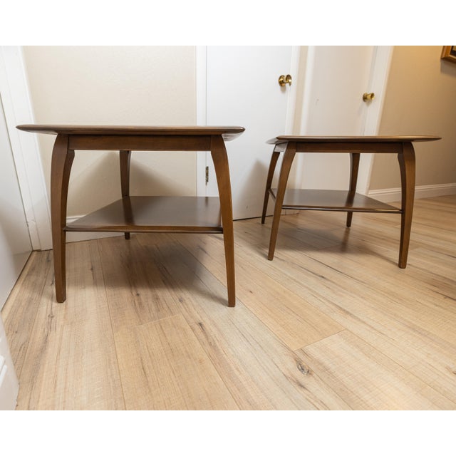 Wood 1950s Heywood-Wakefield M 1503 Side Tables in Havana Finish - A Pair For Sale - Image 7 of 11