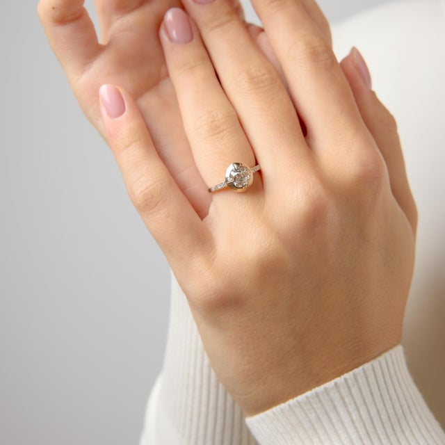 Vintage Gia 1.03 Carat Old Mine Cut Diamond 18k White Gold Ring, Size 6 For Sale - Image 4 of 7