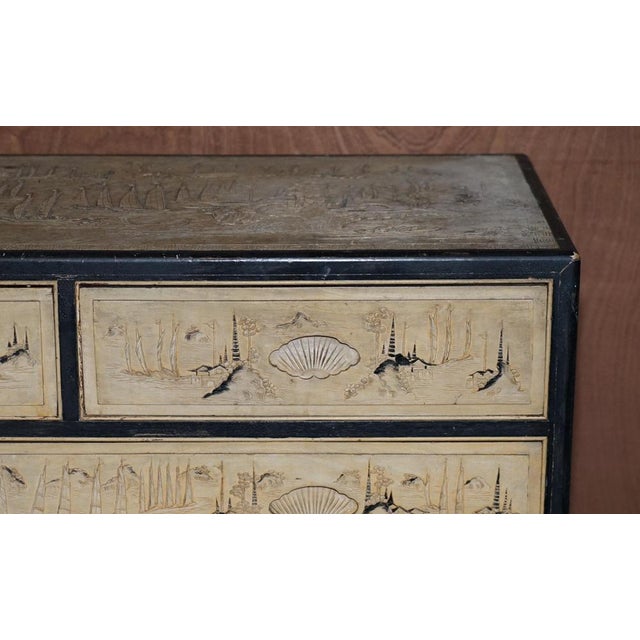 1920s Chinese Carved Camphor Wood Chest of Drawers, 1920s For Sale - Image 5 of 18