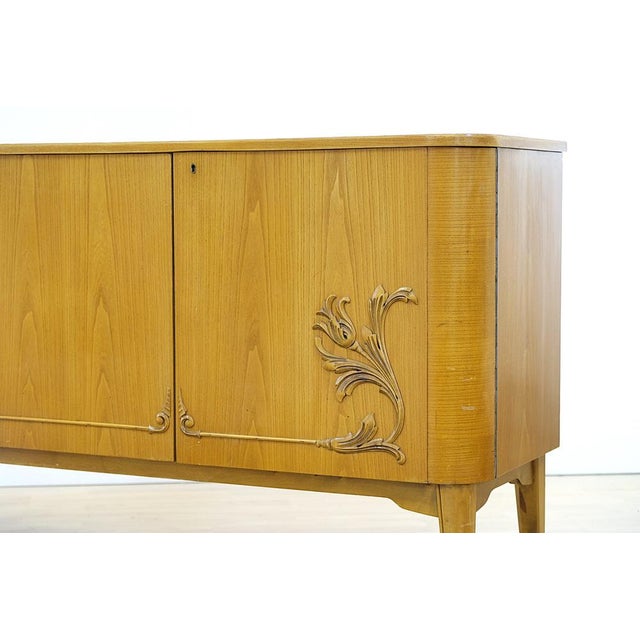 Swedish Curved Sideboard in Birch, 1930s For Sale - Image 6 of 9