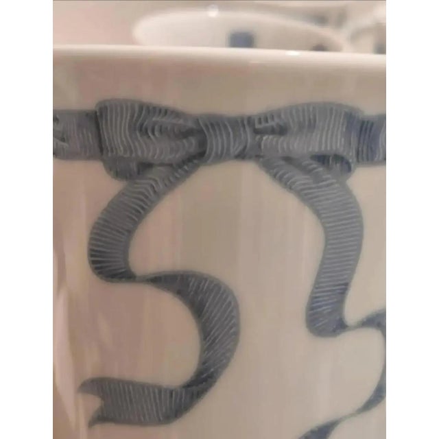 1970s Vintage Neiman Marcus Trompe l'Oeil Blue Ribbon Porcelain Mugs- Set of 4 For Sale - Image 5 of 7