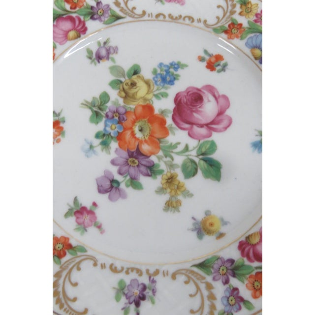 Traditional Schumann Bavaria Empress Dresden Flowers White Porcelain Plates 2pc Pair #5139b For Sale - Image 3 of 10