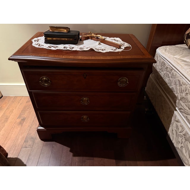 Hollywood Regency Vintage Drexel Heritage Night Stand in Burlwood and Walnut Marquetry. For Sale - Image 3 of 10