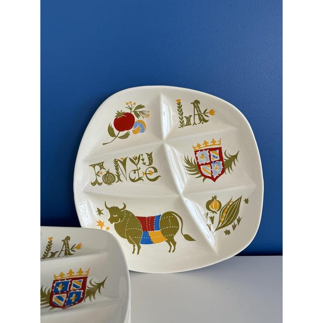 Vintage French Fondue Table Service Modèle Pommard, Set of 7 For Sale - Image 3 of 8