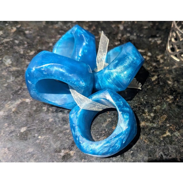 CORRECTION TO SHIPPING TIME, THIS IS SELLER SHIPPING, ARRIVAL TIME IS 4-10 DAYS FROM PURCHASE DATE.. Faceted acrylic...