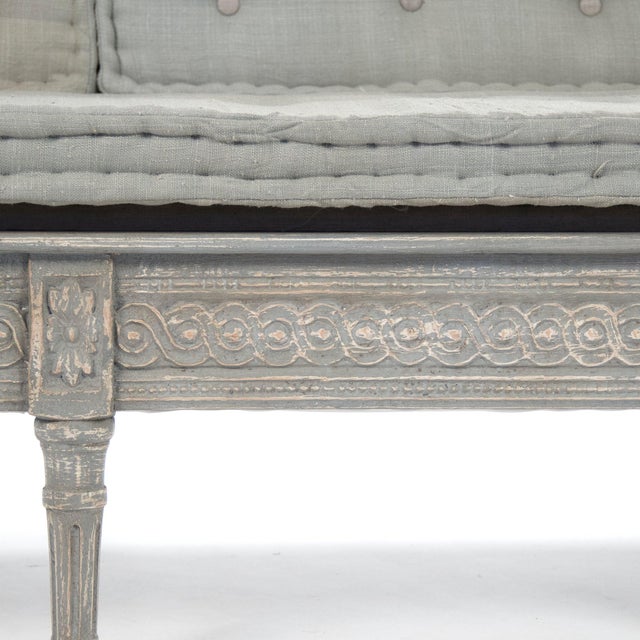Tereza Tufted Settee Bench - Dove Gray Linen / Dove Gray Painted Frame For Sale - Image 4 of 5