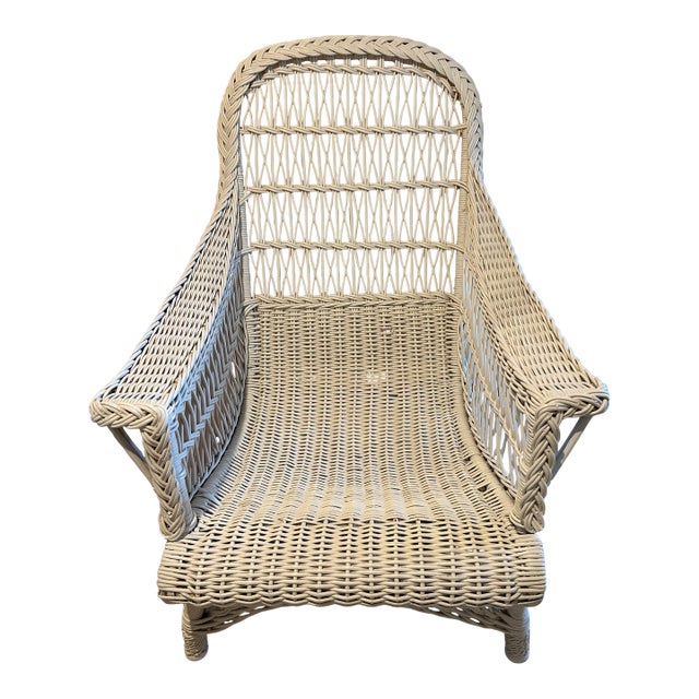 Early 20th Century White Wicker Armchair For Sale