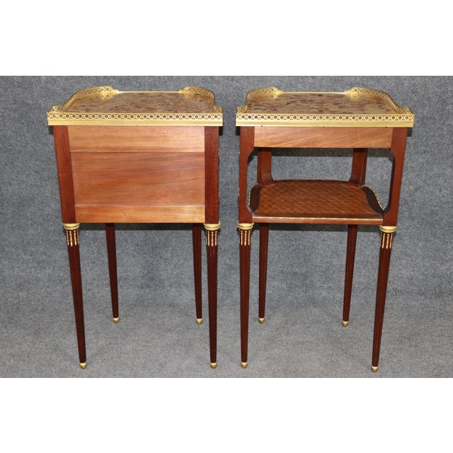 French Pair of French Bronze and Marble Top Night Stands Attributed to François Linke For Sale - Image 3 of 11