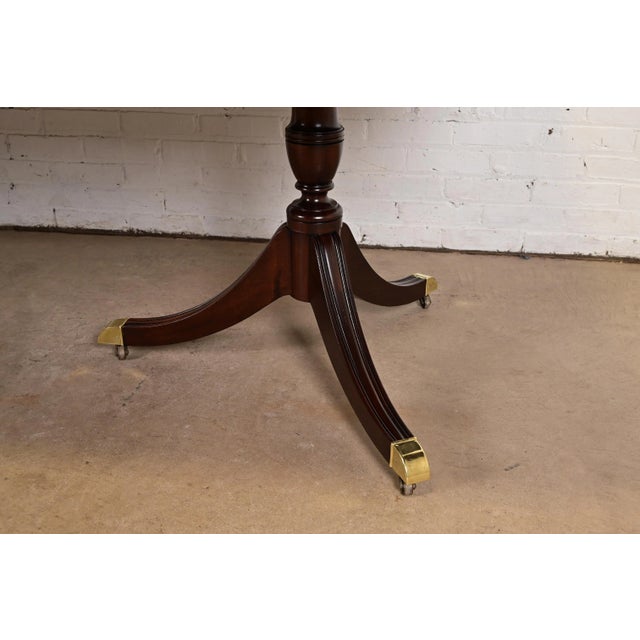 Kindel Furniture Georgian Banded Mahogany Double Pedestal Extension Dining Table, Newly Refinished For Sale - Image 11 of 14