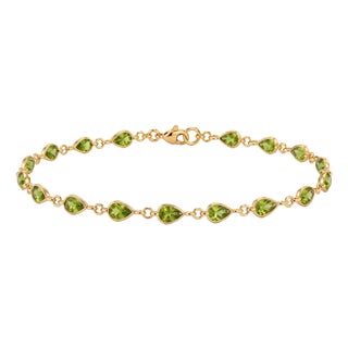 Natural Peridot Teardrop Bracelet | Dainty Gemstone Link Chain Bracelet | August Birthstone Bracelet for Woman For Sale