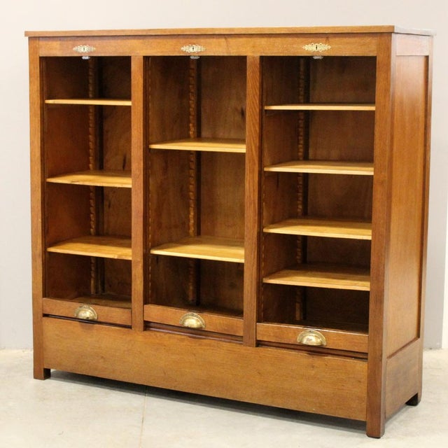 Vintage Filing Cabinet in Oak, 1920s For Sale - Image 6 of 11