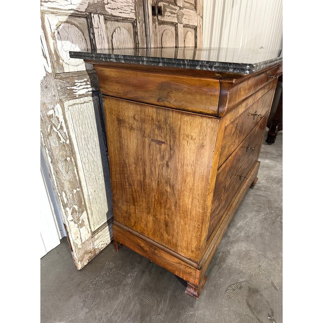 Wood French Louis Philippe Style Walnut Commode, 1800s For Sale - Image 7 of 10