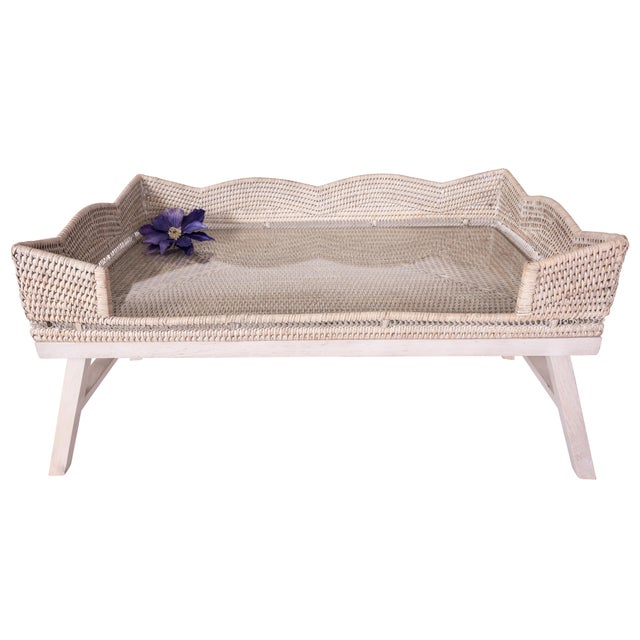 This beautifully crafted Scallop Design Breakfast Tray seamlessly combines boho-chic elegance with modern functionality....