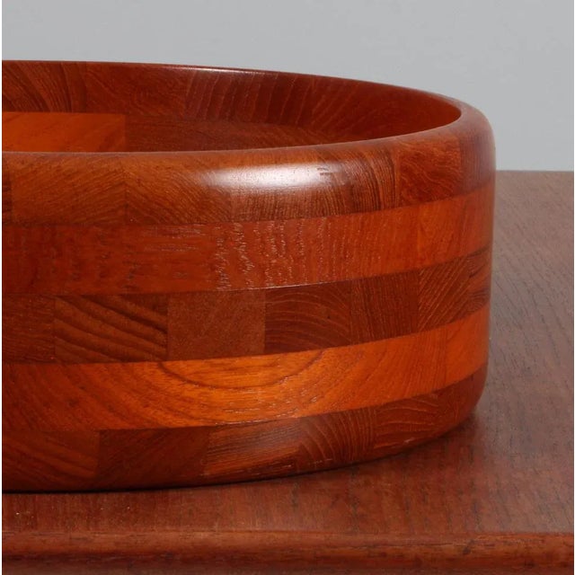 Bowl in Teak, 1960s For Sale - Image 4 of 6