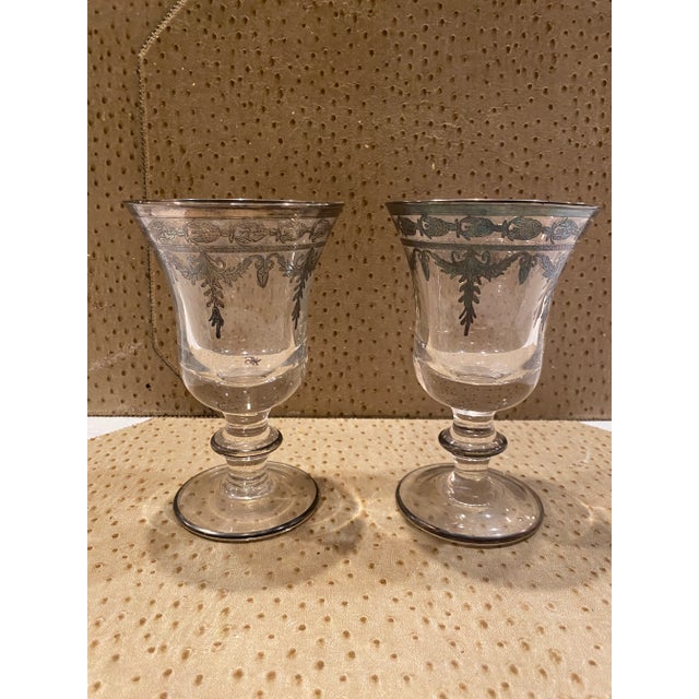 Pair of 190s Arte Italica Vetro Water Goblets with Silver Etched Design Trim For Sale - Image 4 of 4