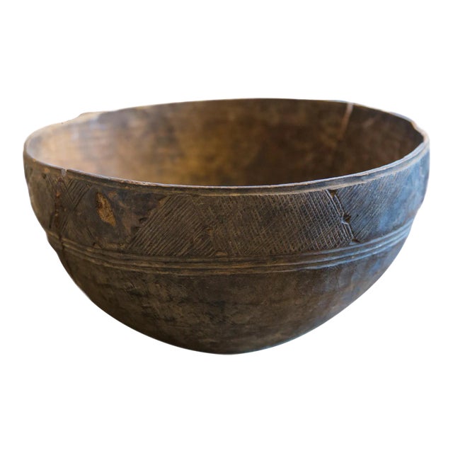 Vintage Wooden African Bowl For Sale
