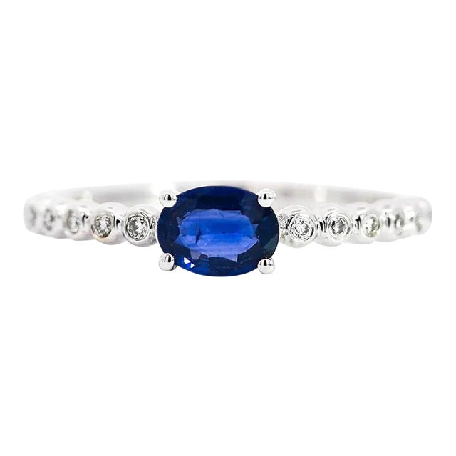 East West Oval Cut Blue Sapphire & Diamond 18k White Gold Textured Ring Size 6.5 For Sale