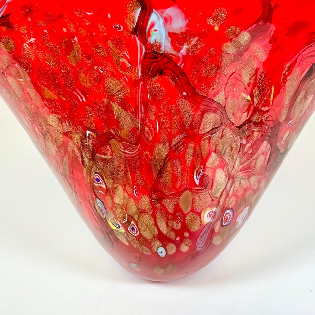 Glass 1970s Vintage Italian Venetian Blown Glass Handkerchief Red Vase, Murano Style. For Sale - Image 7 of 18