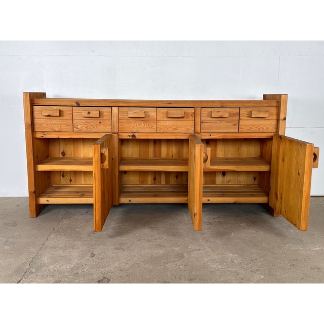 Mid-Century Modern Scandinavian Brutalist Pine Sideboard by Hans Frydendahl, Denmark, 1970s For Sale - Image 3 of 9