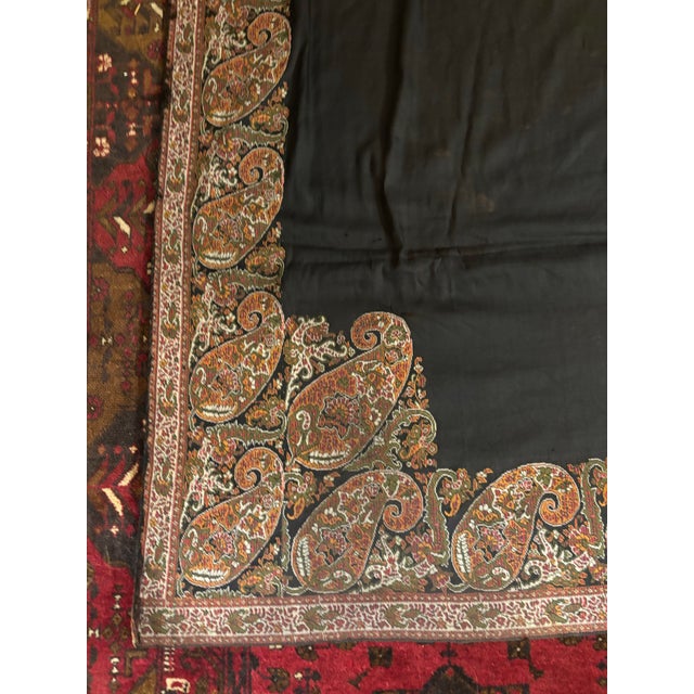 Traditional Antique 19th Century Pashmina Paisley Shaw – 62” Square Kashmir Style Woven Textile [Tv] For Sale - Image 3 of 5