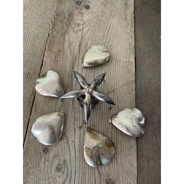 Flower Candleholder from Gucci, 1970s For Sale - Image 6 of 7