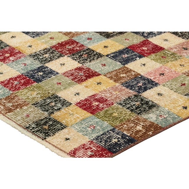 Vintage Zeki Müren Runner in Polychromatic Cubist Patterns, From Rug & Kilim For Sale In New York - Image 6 of 7