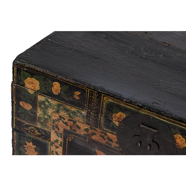 Antique Chinese Opera Trunk 1900 Late Qing Dynasty For Sale - Image 11 of 16