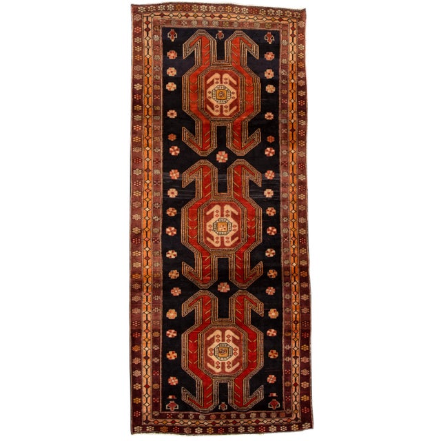 Mid-20th Century Vintage Persian Heriz Rug, 4'4" X 10'4" For Sale In New York - Image 6 of 6